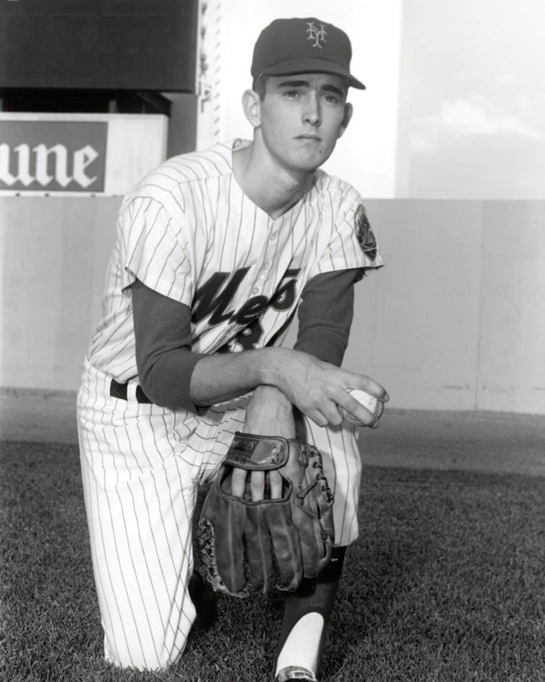 ニューヨーク・メッツさんのインスタグラム写真 - (ニューヨーク・メッツInstagram)「This fresh faced kid went on to strike out more batters than any pitcher in baseball history. Nolan Ryan was a key part of the 1969 Miracle #Mets. #TBT」11月6日 0時56分 - mets