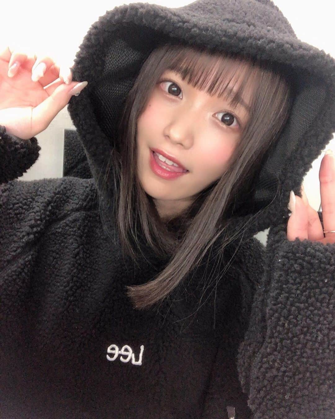 橋本せいなさんのインスタグラム写真 - (橋本せいなInstagram)「もこもこ🥰 #elsy #idol #橋本せいな #私服 #lee #アウター #ミディアムヘア #ストレートヘア #メイク #写真 #自撮り #fashion #hairstyle #hair #selca #picture #makeup #japanesegirl #cute #beautiful #instagram #instalike #likeforlikes #likeforfollow #followforfollowback #followｍe #follow #fff #f4f #l4l」11月6日 1時00分 - elsy_seina