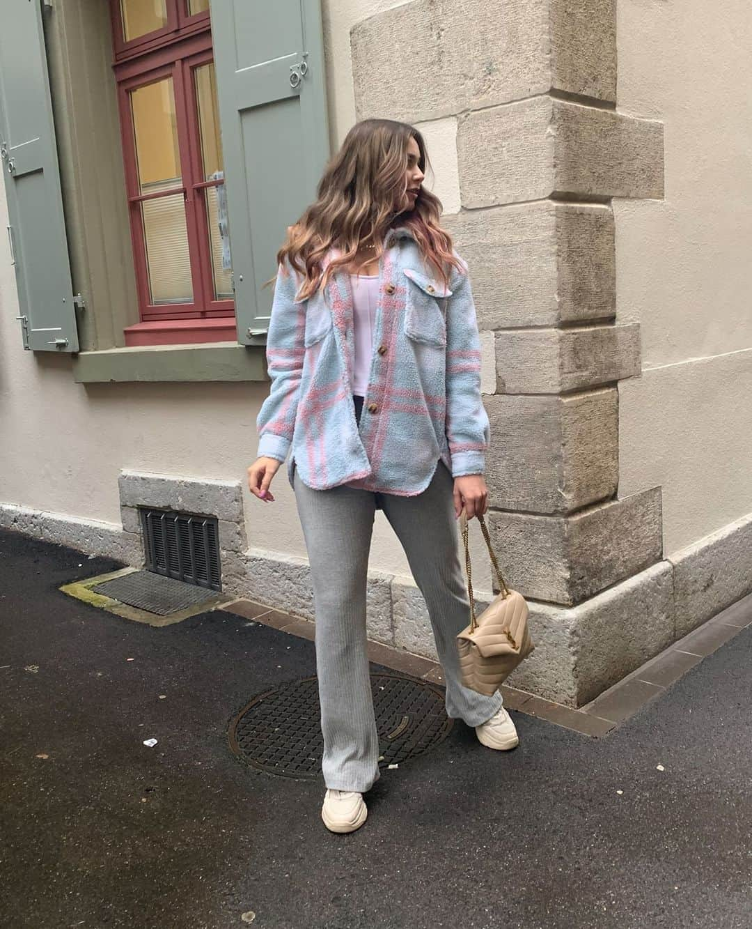 TALLY WEiJLさんのインスタグラム写真 - (TALLY WEiJLInstagram)「On today's outfit serve: soft neutrals with a hint of pastels ☁️ Our TALLY Gang member @patricia.cori.na is wearing our Shacket 🔎 SJAFFJOREL and Knitted Pants 🔎 SPAACBOWA-GRY029   Wanna join the Gang too? DM us 💕⁠ ⁠ #TALLYWEiJL #shacket #neutrals #pastels #tallygang」11月6日 1時02分 - tally_weijl