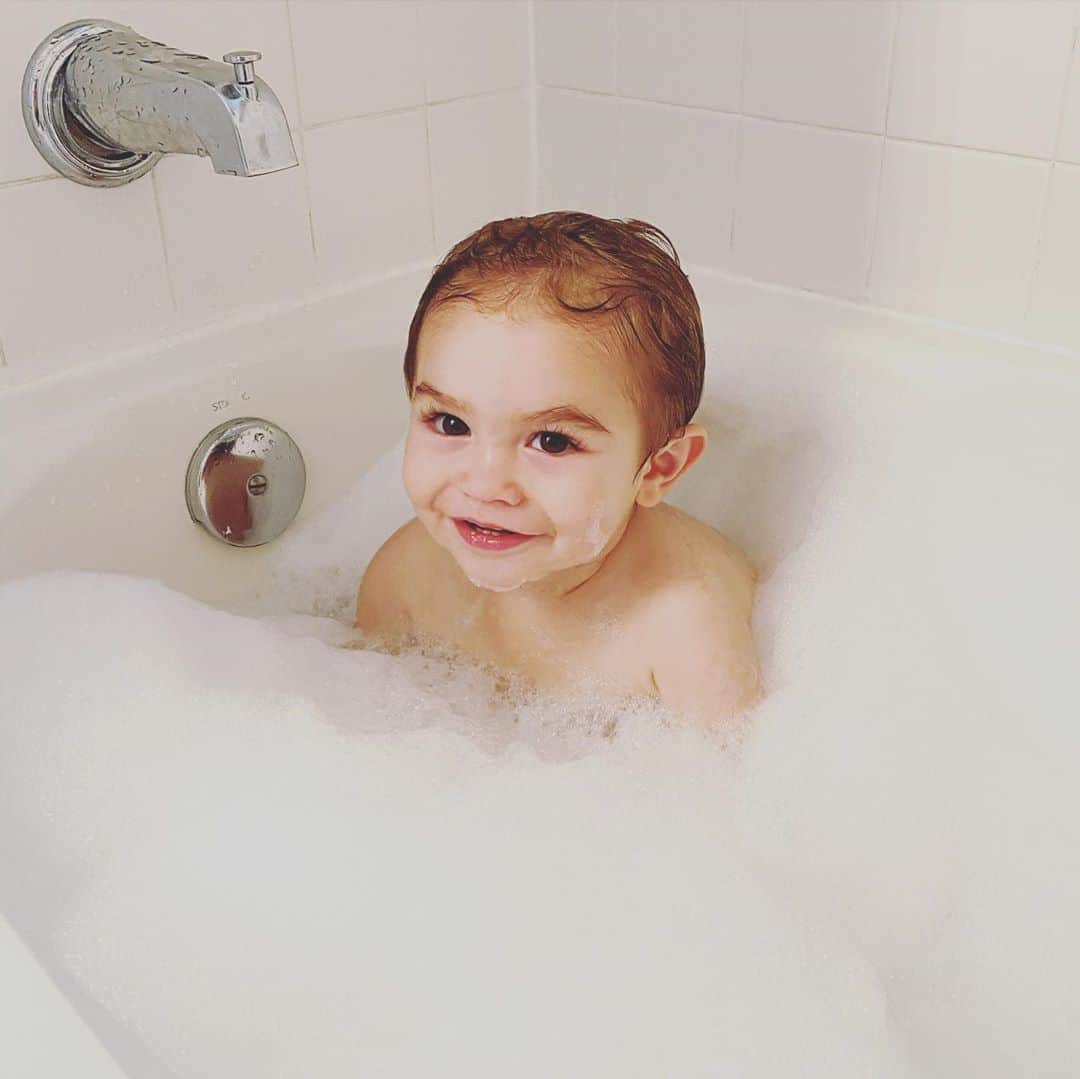 ディーナ・ニコール・コルテーゼのインスタグラム：「Hey guys! It’s me CJ.. I’m 22 months today 💙 so much is happening.. the biggest thing is I’m gonna be a big brother! I’m so excited I love helping my mommy take care of Cali and I especially can’t wait to help mommy and daddy with my little bro .. every night I ask mommy to listen to baby’s heart beat .. it makes me so happy before bed. Anyways my fav food nowadays is cheese! I love cheese .. grilled cheese .. mac n cheese .. cheese by the slice .. you name it and I’ll eat it! I also love cherry tomatoes 🍅.. my favorite thing right now are cars .. love cars so much .. my mommy and daddy told me I can have that as my second birthday party theme! Very excited! I also talk up a storm now.. and copy everything mommy and daddy says 😆 I love spending time with my family and I’m getting really excited for Christmas! I love Santa! HoHoHo! okay I’m gonna go nap before lunch!」