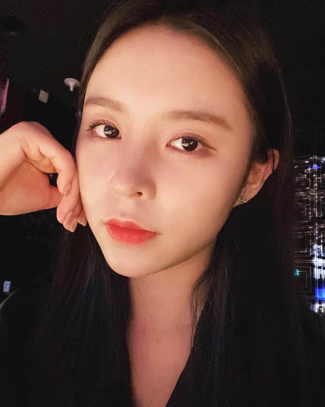 エルキーのインスタグラム：「요즘은 이 기본캠이 좋더라😉」