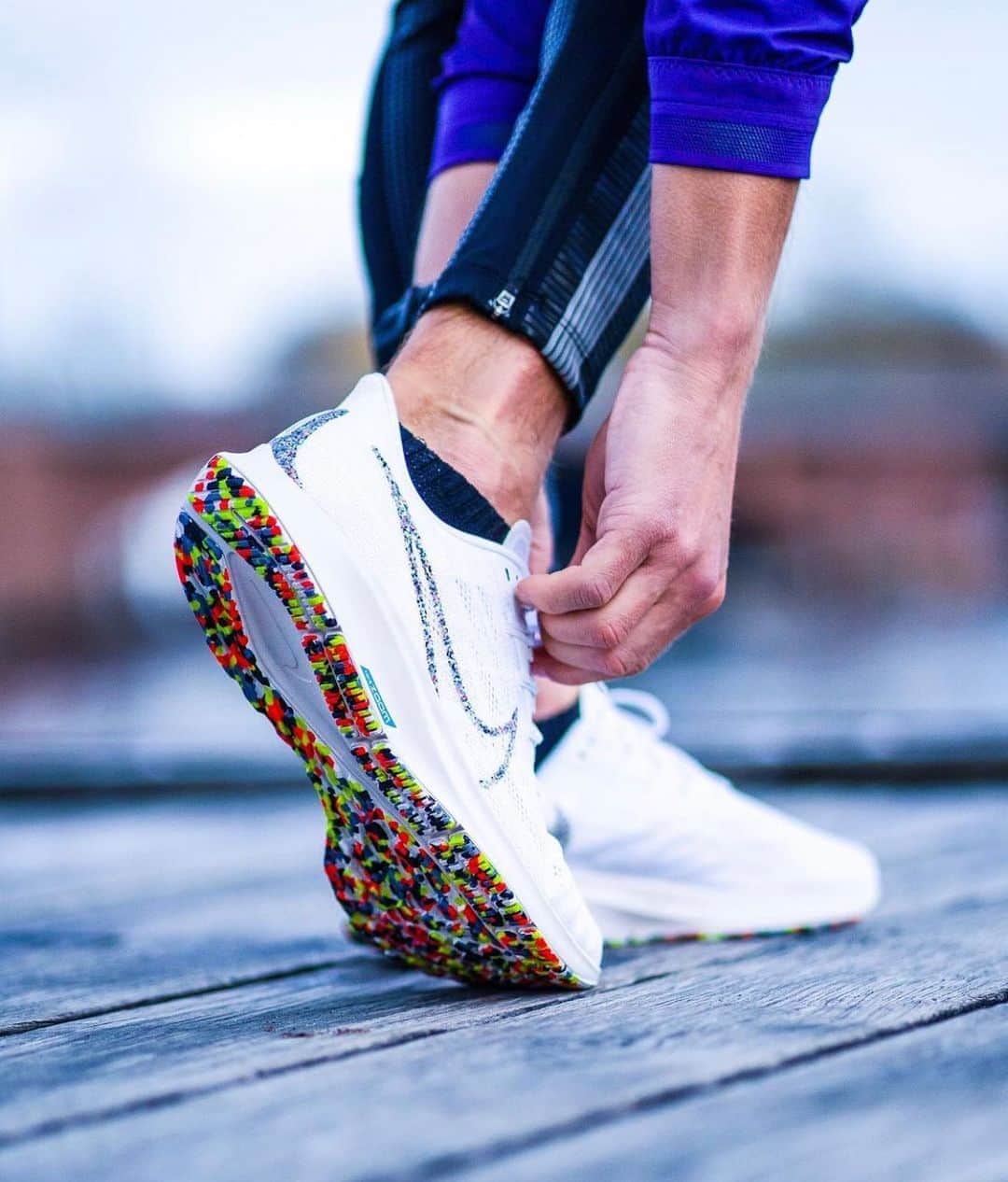 The Running Clubさんのインスタグラム写真 - (The Running ClubInstagram)「Nike shoes🔥🤩 📷@jonathanwindfeld @the.runningclub」11月6日 11時02分 - the.runningclub