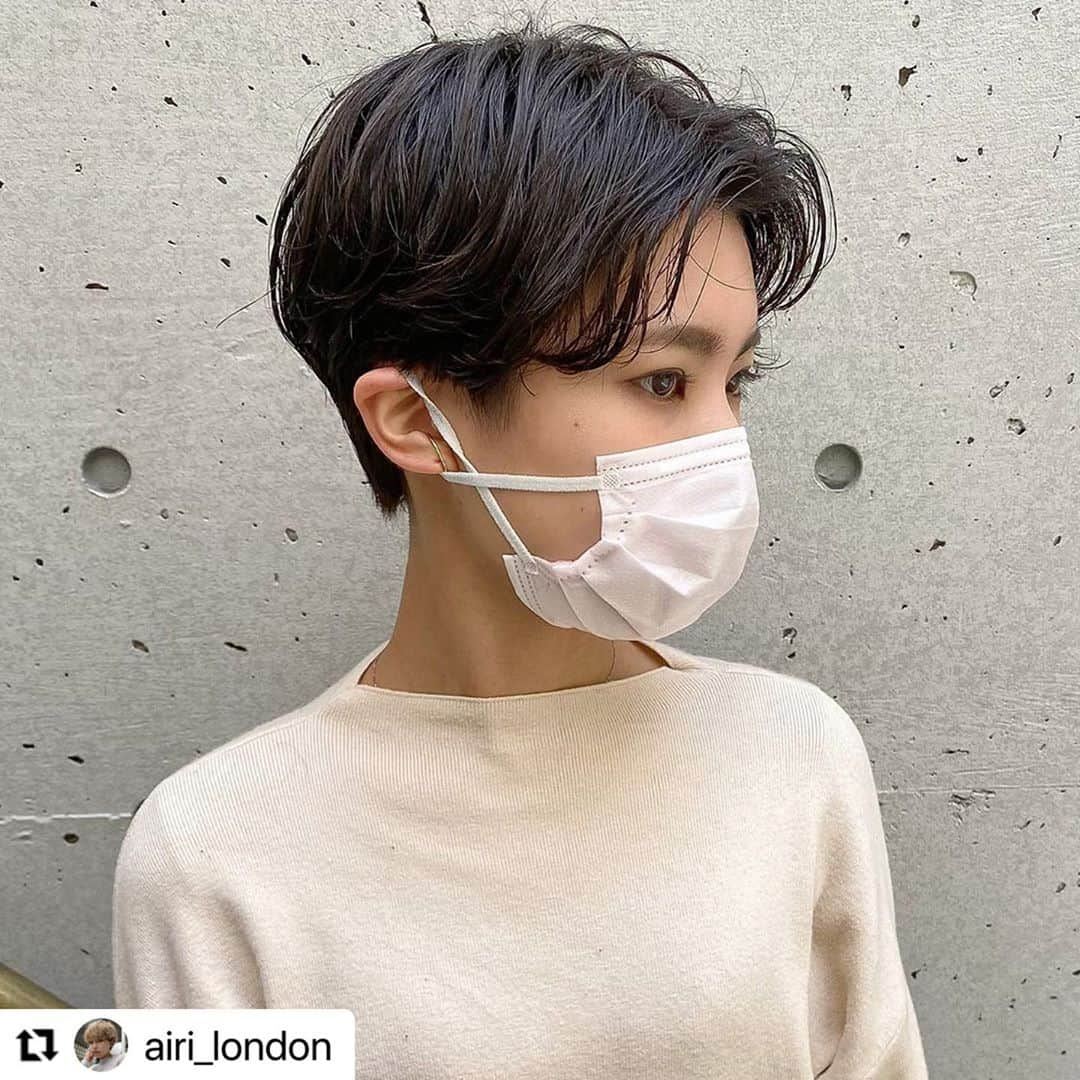 Hairsalon BREEN Tokyoさんのインスタグラム写真 - (Hairsalon BREEN TokyoInstagram)「" trunks hair " . 先月の落ちかけパーマを生かしたトランクスヘア✂︎ 耳上でスッキリカットしてます。」11月6日 11時55分 - hairsalon_breen_tokyo