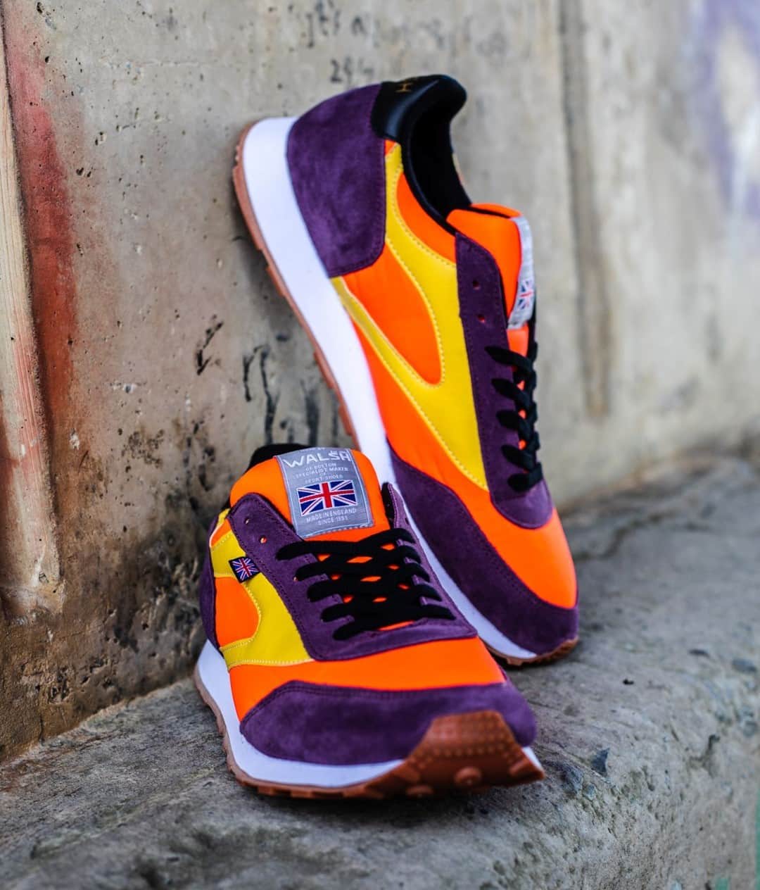 ウォルシュのインスタグラム：「Another lockdown doesn't have to feel dull, brighten up your at home wardrobe with our Horwich Orange 👟 . . . #normanwalshuk #normanwalsh #britishmanufacturing #madeinbritain #ukmfg #shoes #footwear #sneakers」