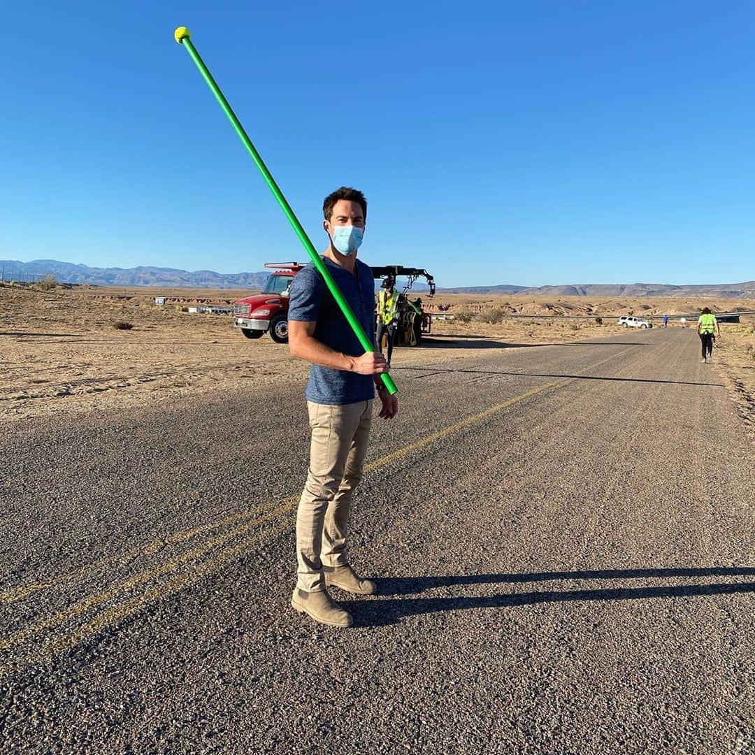 マイケル・トレヴィーノのインスタグラム：「If your production doesn’t have a Covid stick this long, you’re doing it wrong. #6FeetApart」
