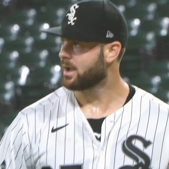 シカゴ・ホワイトソックスのインスタグラム：「LUCAS G-ELITE-O!  On August 25, Lucas Giolito's 13 strikeouts were the most by a Sox pitcher in a no-hitter, and the 30 swing and misses were the most in a no-hitter since Hall-of-Famer Nolan Ryan in 1990.」