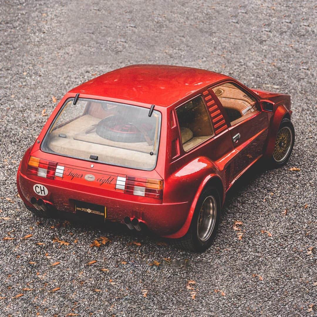 HYPEBEASTさんのインスタグラム写真 - (HYPEBEASTInstagram)「@hypebeastcarclub: This Sbarro Super Eight is an '80s Ferrari 308 GTB V8-powered mega-hot hatch. Built during the period of Group B rallying cars in the ’80s — when raw power, speed, and handling was of the utmost importance to reach the finish line first. Sbarro was known for developing crazy machines such as the Super Eight, and once produced the Super Twelve which featured two V6 engines from two Kawasaki motorbikes. This hatch is equipped with a 260 BHP V8 and is squared-off, retro finished in a fitting shade of red, and is indebted by Ferrari design cues. Click the link in bio for more info.⁠⠀ Photo: Speed 8 Classics」11月6日 5時16分 - hypebeast