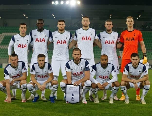 ジョー・ハートのインスタグラム：「Job done boys 💪#coys」
