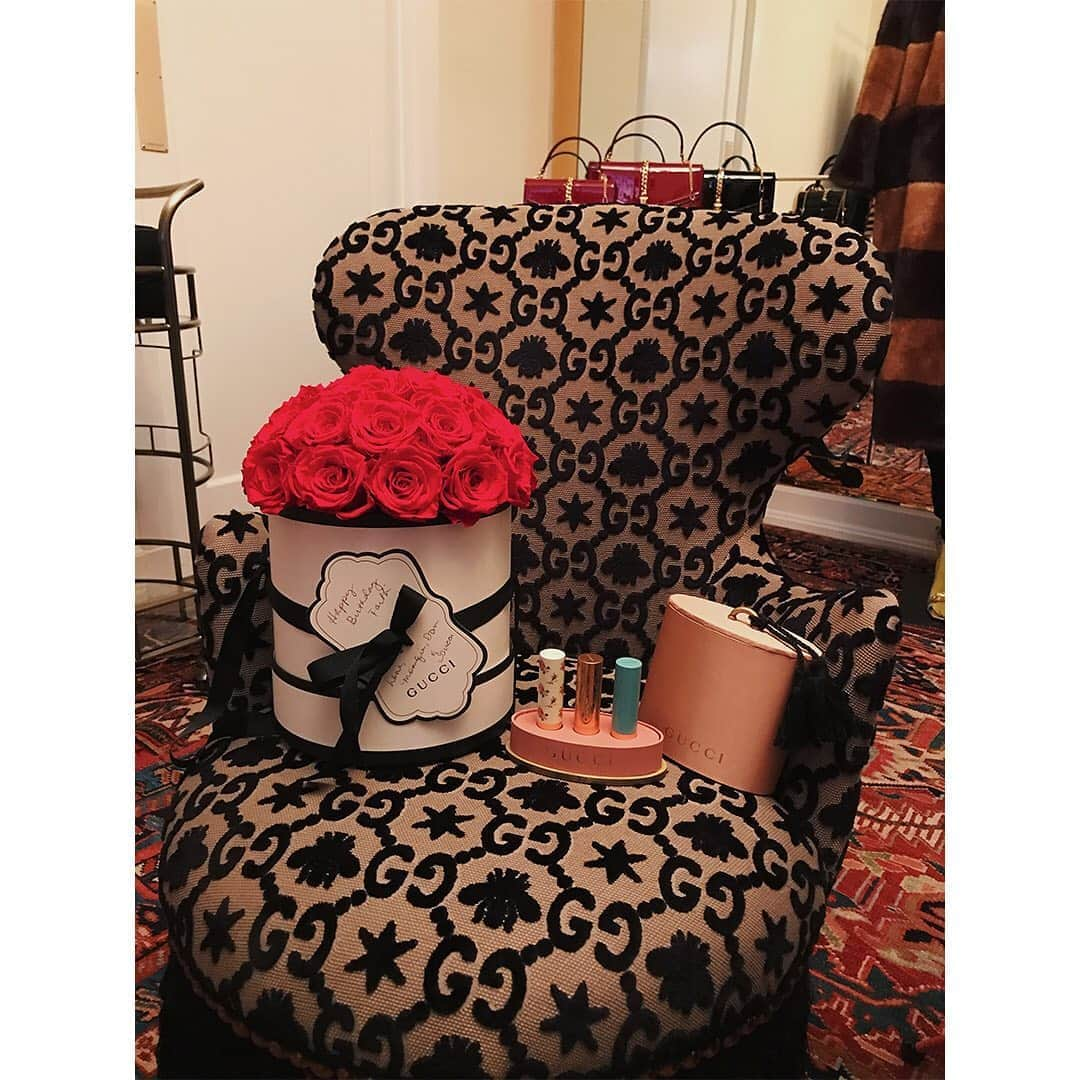 Faith Picozziさんのインスタグラム写真 - (Faith PicozziInstagram)「Throwback to my birthday celebration last year!!! Part 2! Gucci Suite at Chateau Marmont! Thank you to everyone involved ❤️ @gucci @myvonne6 @domrom247 @filip.milenkovic @chateaumarmont 💥 #tbt #gucci #chateaumarmont #birthday #celebration」11月6日 6時32分 - faithpicozzi