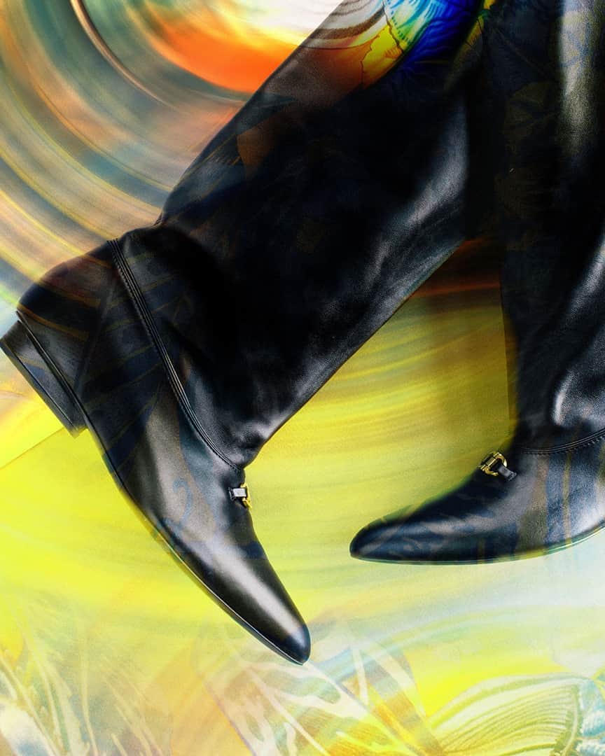 サルヴァトーレ・フェラガモのインスタグラム：「Step into a whirl of colour. Minimal thigh-high boots with a signature tear-drop heel for the woman on the go. #FerragamoAW20」