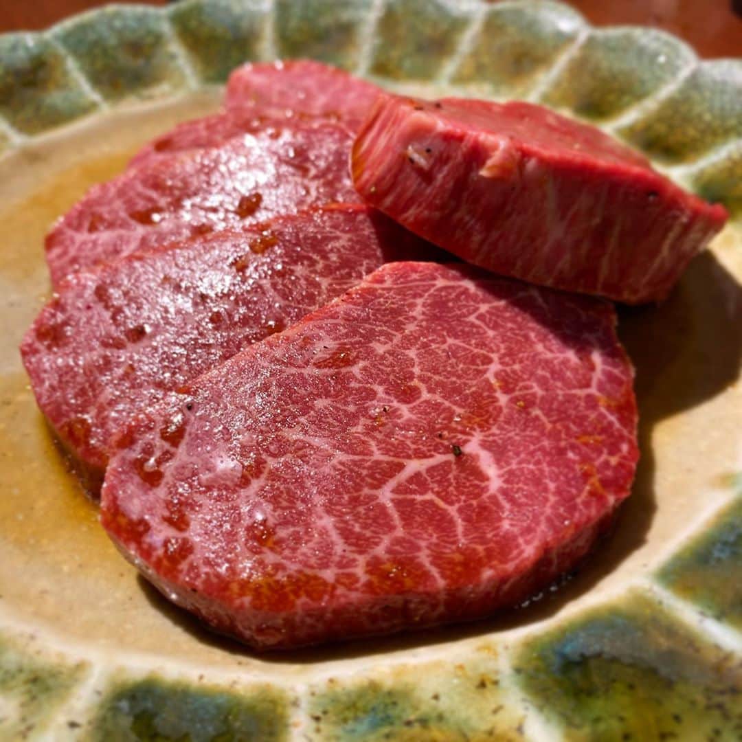 東京肉レポートのグルメインスタ