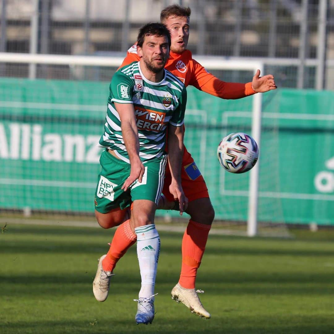 SVホルンさんのインスタグラム写真 - (SVホルンInstagram)「Morgen trifft der SV Horn auf die Mannschaft des SK Rapid II in der Sparkasse Horn Arena.  Aufgrund der neuen COVID Vorschriften leider ohne unsere treuen Fans. Anpfiff ist um 18:30 Uhr.」11月6日 7時39分 - svhorn1922