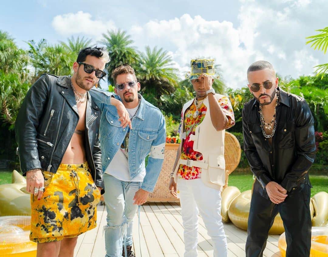 ヤンデルのインスタグラム：「@amenazzy @mauyricky #CALMARME 📽🎞🕺🏻💃🏼🕺🏻💃🏼🕺🏻💃🏼🕺🏻💃🏼」