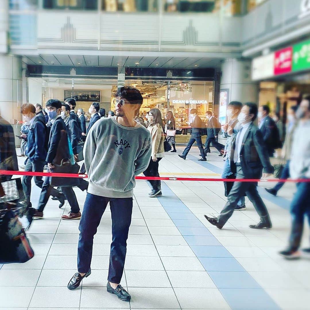 大迫一平のインスタグラム：「JELADOのデニム、調子良し！ #jelado」