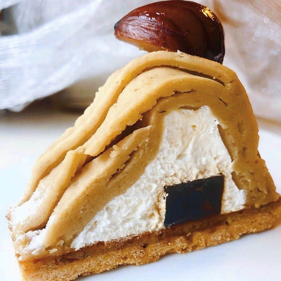 里井真由美のグルメインスタ