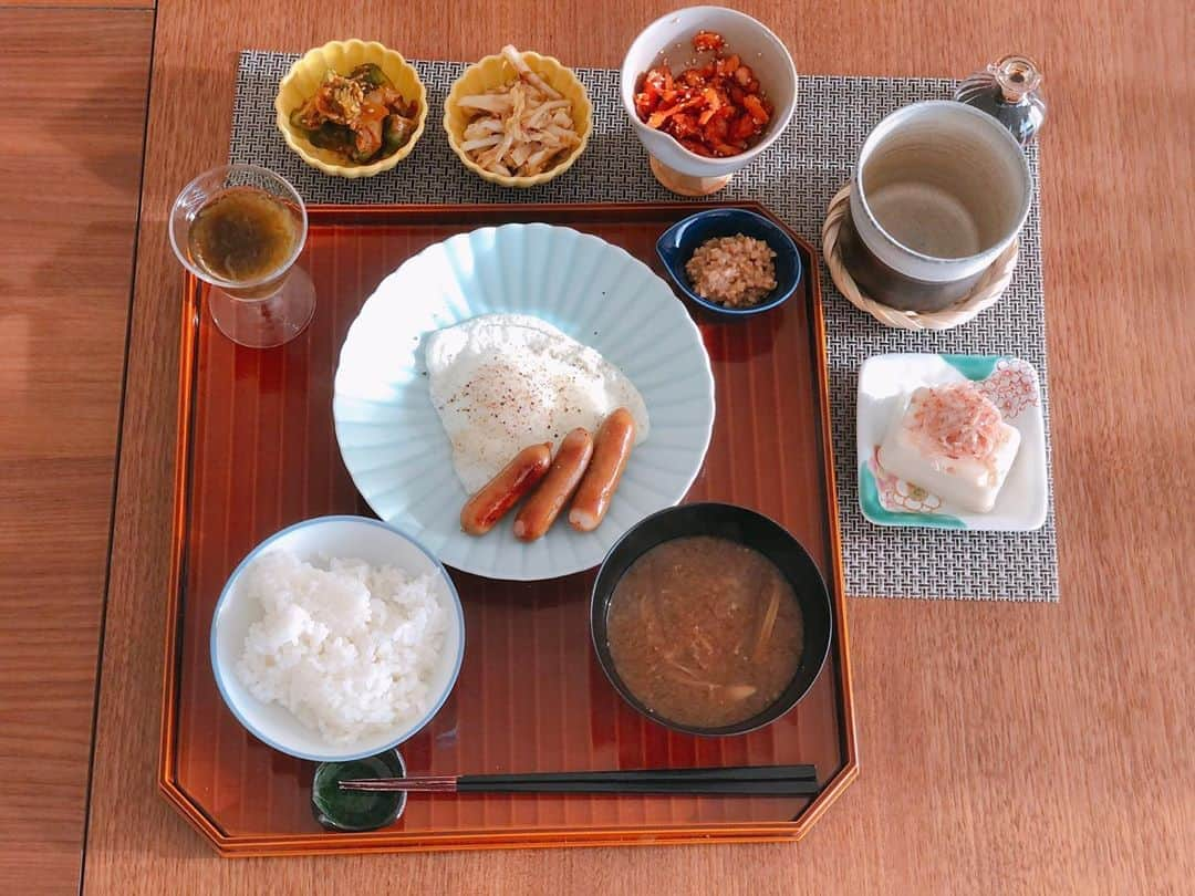 英玲奈さんのインスタグラム写真 - (英玲奈Instagram)「#昨日の朝ご飯 #夫の朝ご飯  #ていねいな暮らし #季節を感じる暮らし#からだにいいこと#料理 #からだにやさしいごはん #おうちごはん#夫の健康守りたい#10年後の健康の為に#無添加#無化調#オーガニック#低gi #美腸活#趣味生活#料理家#erenakitchen」11月6日 8時48分 - erena_erenyan