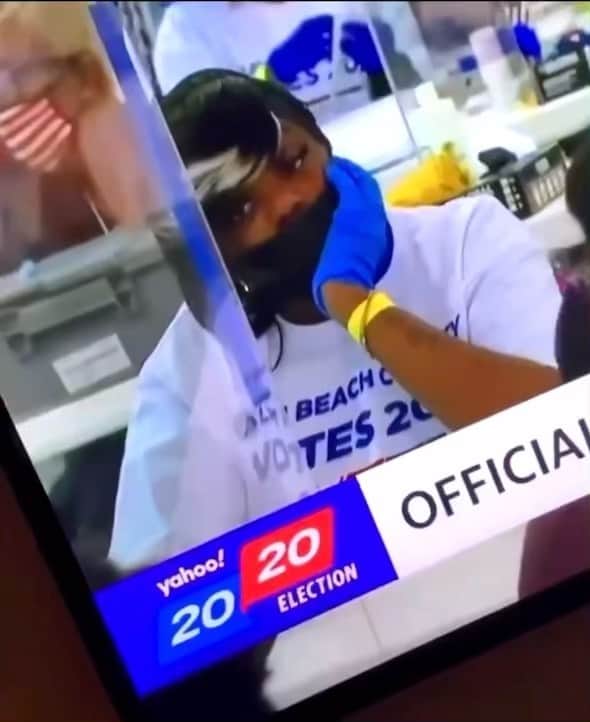 のインスタグラム：「Y’all done stressed Auntie out with these mail in ballots!! lol Its the finger nail check thru the gloves for me 🤣  #TheBayang #CountMeOut #Countdown」