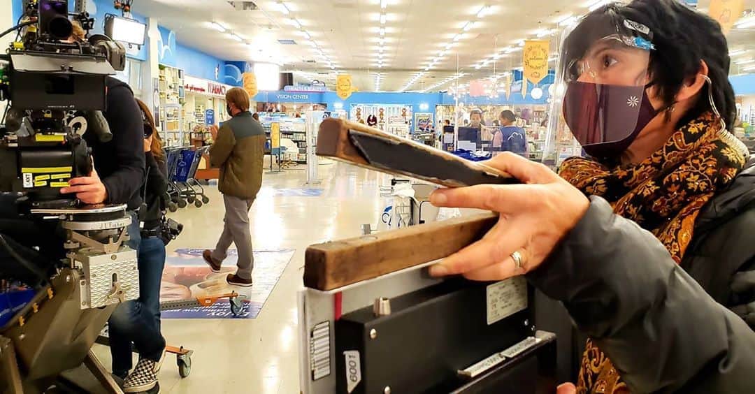 バロン・ヴォーンのインスタグラム：「100th episode of @nbcsuperstore could not happen without all this B(T)S.」