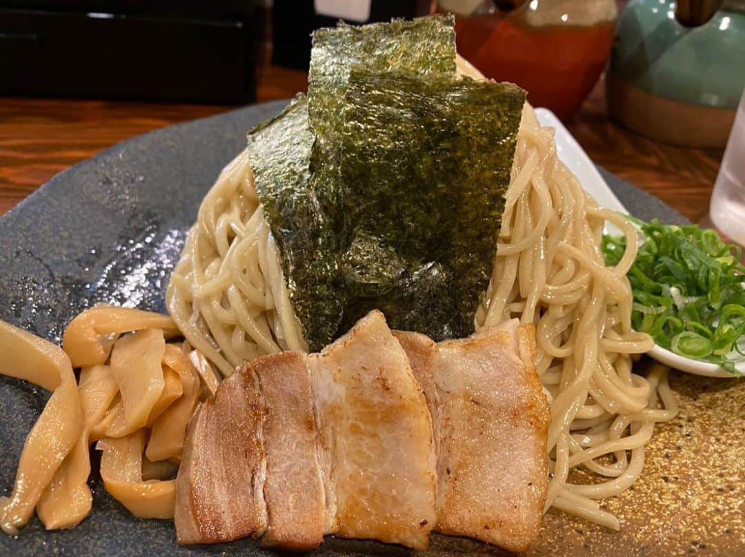 野田すみれさんのインスタグラム写真 - (野田すみれInstagram)「〆のつけ麺🍺🍜 またやってしまった…泣 胃が宇宙になってきた 〆の癖なくしたい…」11月6日 21時41分 - sumire0208