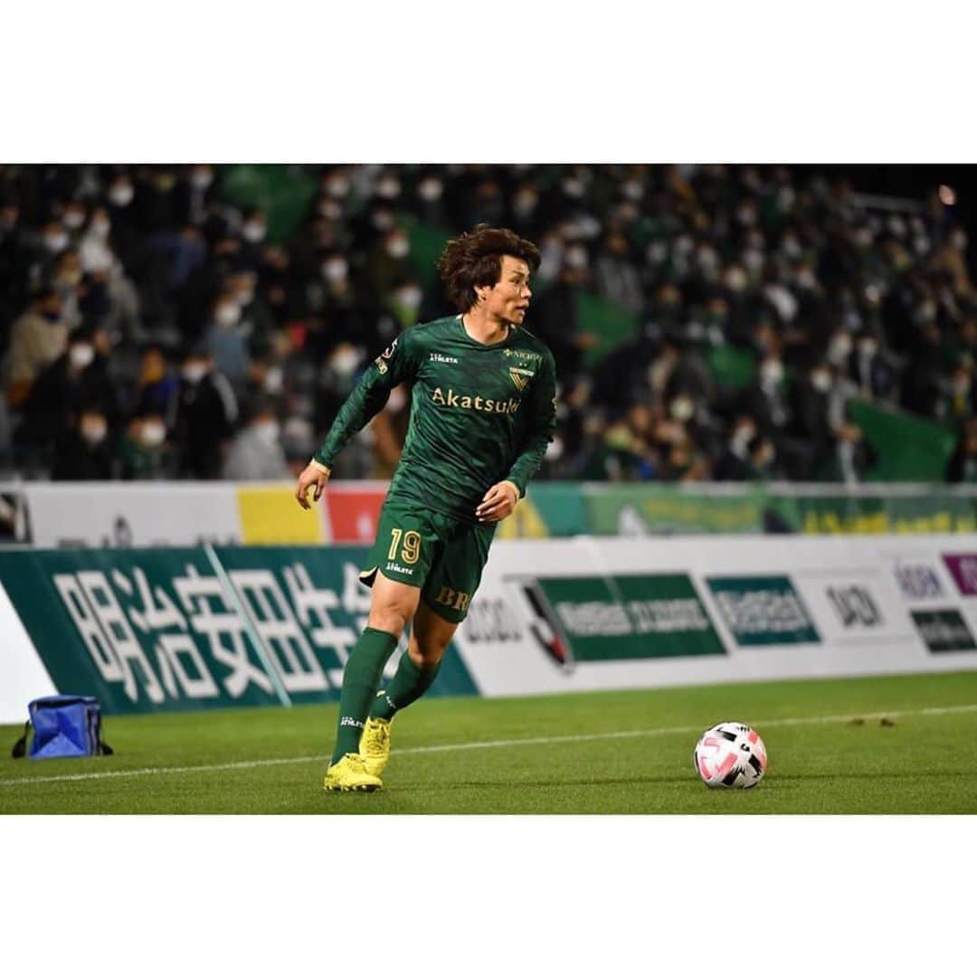 小池純輝さんのインスタグラム写真 - (小池純輝Instagram)「. 🆚ツエーゲン金沢 #jleague #jリーグ #jfa #j2 #東京ヴェルディ #tokyoverdy #verdy #verdyfamily #soccer #football⚽ #football #footballplayer #サッカー #フットボール #サッカー好きな人と繋がりたい #サッカー好きな人と繋がりたい #小池純輝 #19 #⚽️ #東京 #tokyo #athleta #ツエーゲン金沢 #味の素フィールド西が丘」11月6日 20時09分 - junki_koike