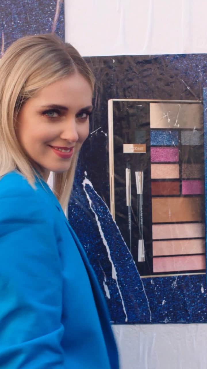 のインスタグラム：「Nouveauté ✨@chiaraferragni embarque @lancomeofficial dans son univers scintillant avec une toute nouvelle collection en édition limitée 😍 Au programme : des produits best-sellers revisités par Chiara comme le mascara Monsieur Big, mais aussi des nouveautés inédites comme la palette de maquillage visage et yeux ou encore des rouges à lèvres collector 👄   Tapez sur le petit panier en bas de l’IGTV pour découvrir les produits! Uniquement chez SEPHORA.」