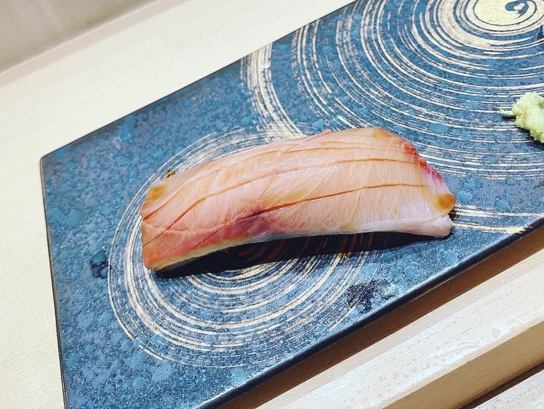 松本旭平さんのインスタグラム写真 - (松本旭平Instagram)「まんぞくしか出てこない。  #お寿司 #大好き #dinner」11月6日 20時17分 - akihira_matsumoto
