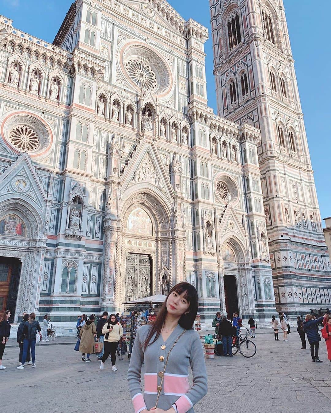 高瀬友規奈のインスタグラム：「Bring me back to when we were in Firenze🇮🇹 ・ ・ ・ #throwback#italy#trip#firenze」