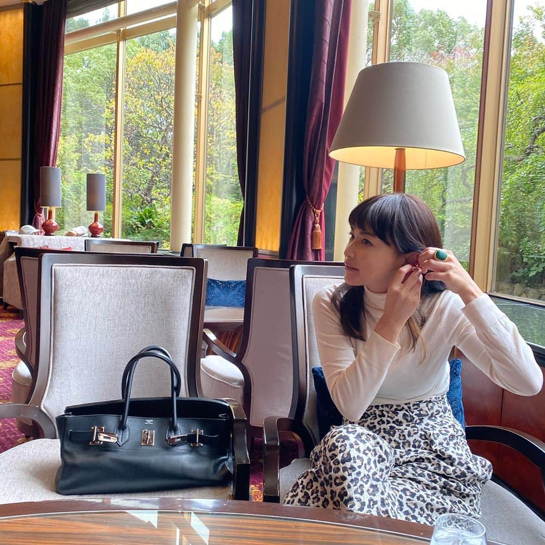長谷川京子さんのインスタグラム写真 - (長谷川京子Instagram)「仕事の合間に☕️  #afternoontea#cafe」11月6日 20時28分 - kyoko.hasegawa.722