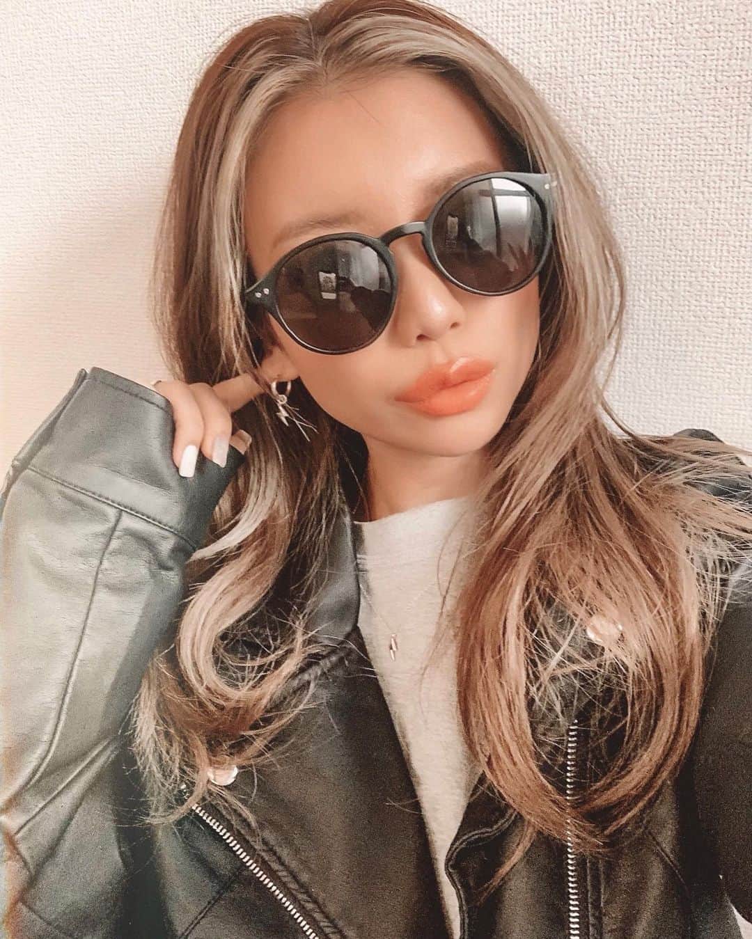 ✷kana✷のインスタグラム：「⚡️⚡️⚡️ . . 最近のスタメンpierce & necklace @leialoha.accessories  @leialoha.accessories_official  まこさんのアクセはもう 数え切れないほどコレクションがある♡ いつも身に付けてるのはほとんど♡ . #accessory」
