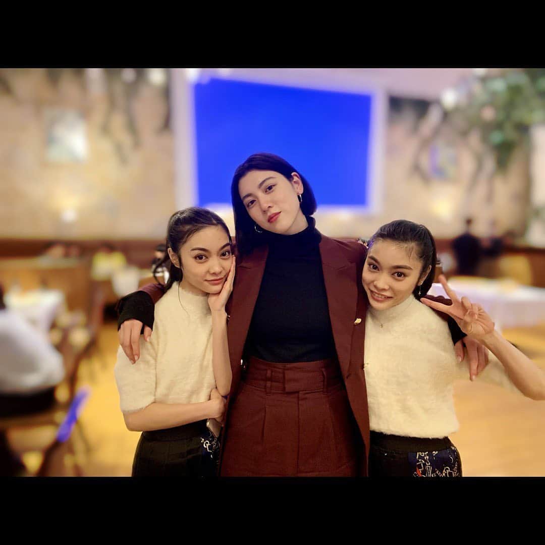 ＹＡＥ【MIO・YAE】のインスタグラム：「三吉彩花ちゃんと🕊💜 カッコ良い…✨ 素敵、、内面もとっても素敵、、お姉さんでした、、！  #三吉彩花 ちゃん#十二単衣を着た悪魔」