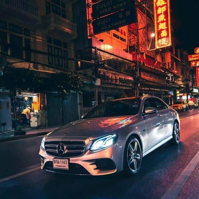 Mercedes-Benz Thailandさんのインスタグラム写真 - (Mercedes-Benz ThailandInstagram)「📷 #MBStarShot of the Month ⭐  ภาพเปรียบเสมือนเรื่องราวที่บอกเล่าความประทับใจ ร่วมแชร์ประสบการณ์ดีๆ กับ Mercedes-Benz (Thailand) พร้อมลุ้นรับของรางวัลสุดพิเศษได้ง่ายๆ*  เพียงแชร์ภาพถ่ายกับรถยนต์เมอร์เซเดส-เบนซ์ คู่ใจของคุณลงใน Facebook หรือ Instagram พร้อมติด #MBStarShot  ภาพที่ได้รับเลือก จะถูกเผยแพร่บนช่องทาง Mercedes-Benz Thailand พร้อมกับให้เครดิตเจ้าของภาพ และได้รับของรางวัลสุดพิเศษจากเรา ทุกเดือนตลอดทั้งปี!* (ดูของรางวัลได้ที่ใต้คอมเมนต์)  อ่านกติกาการร่วมสนุกเพิ่มเติมได้ที่* http://mb4.me/MBStarShot_Activity  📷  nano_tns และ Mercedes-Benz Owners Club Thailand, Boom Phankaew, daniel.sofar, Aoyfluke  *เงื่อนไขเป็นไปตามที่บริษัทฯ กำหนด #MercedesBenz #MercedesBenzThailand」11月6日 13時00分 - mercedesbenzthailand