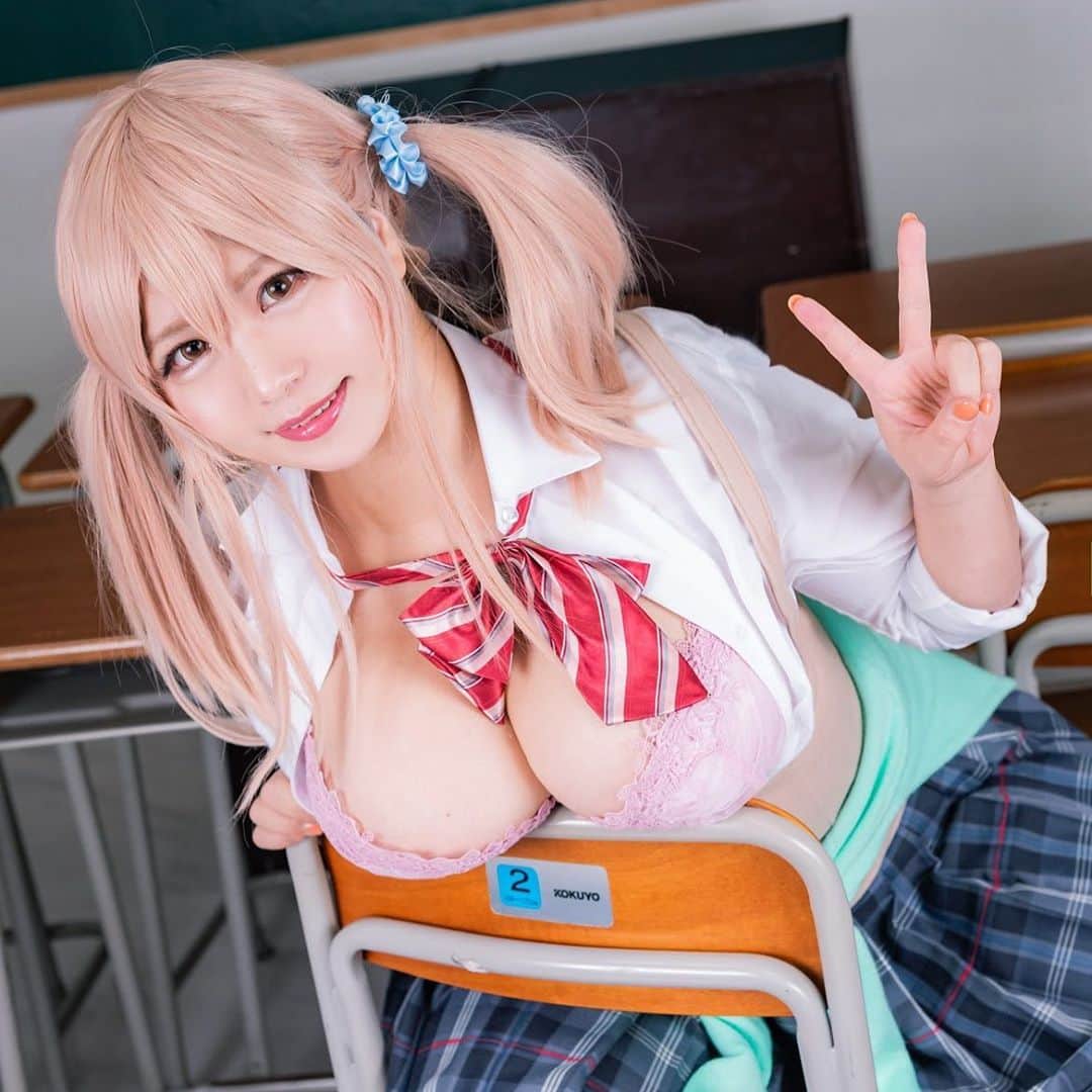 ほしのうめのインスタグラム：「アイキス2の公式コスプレイヤーで参加しています！もうすぐ発売日🙆‍♀️ #戯画　#コスプレイヤー」