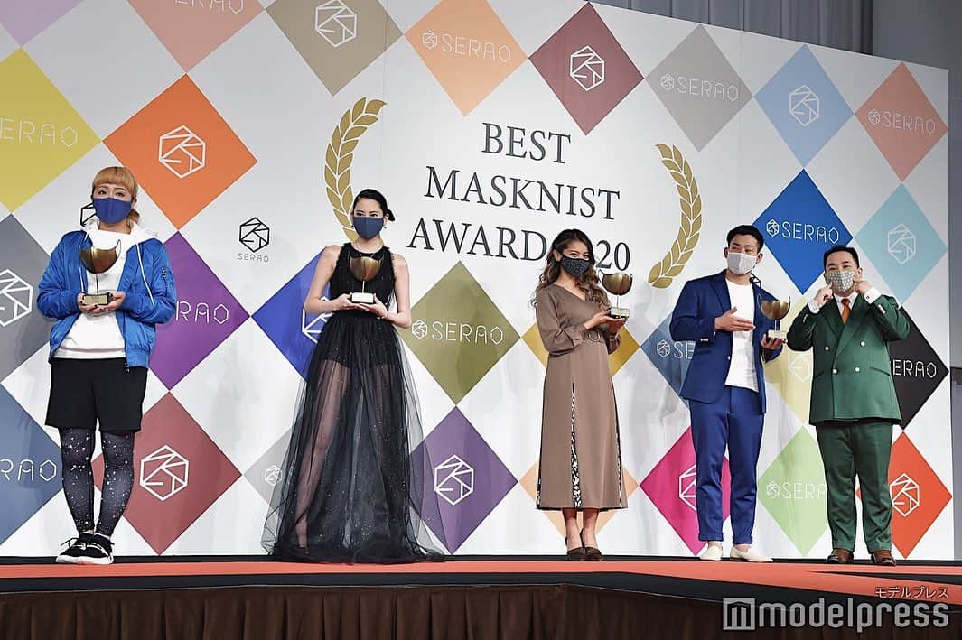 ゆきぽよさんのインスタグラム写真 - (ゆきぽよInstagram)「BEST MASKNIST AWARD 2020🏆✨. . . モデル部門で受賞しました☺️❤️. . . 第1回目に受賞できてとても光栄だし. ちょー嬉しいです🥺❤️❤️. . . これからもマスクをファッションに取り入れて. お洒落を楽しみます🐣❣️. . .  #bestmasknist #bestmasknistaward2020 #serao #マスク #マスクメイク」11月6日 13時38分 - poyo_ngy