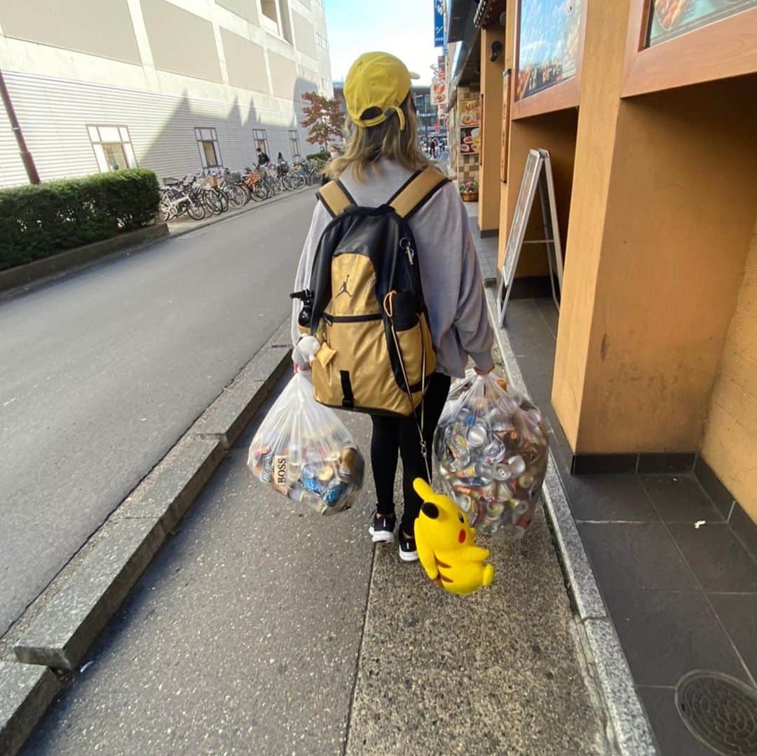 KYAM(きゃむ)さんのインスタグラム写真 - (KYAM(きゃむ)Instagram)「お金尽きたので缶広いしましたが、 6キロで184円にしかなりませんでした、、 世の中甘くないです🥺 . . . . . #きゃむっと旅 #兵庫なう #兵庫で応援協力してくれる方DM下さい❤ #100万人チャンネル登録行くまで家に帰れません #缶 #缶拾い #お金尽きた #一文無し #一文無しになりました  #きゃむ #kyam #djkyam #きゃむはめ波 #youtuber  #youtubeやってますプロフィールにurlあります  #lol #likeplease  #likeforfollow  #ふぁいんだー越しの私の世界  #instagood  #instalike #japanesegirl  #japan  #model #love #つながりたい人とつながりたい  #推してください💖  #みんなの力できゃむを有名にして下さい #有名になりたい  #歩く栄養ドリンク目指してます」11月6日 13時48分 - kyamhameha