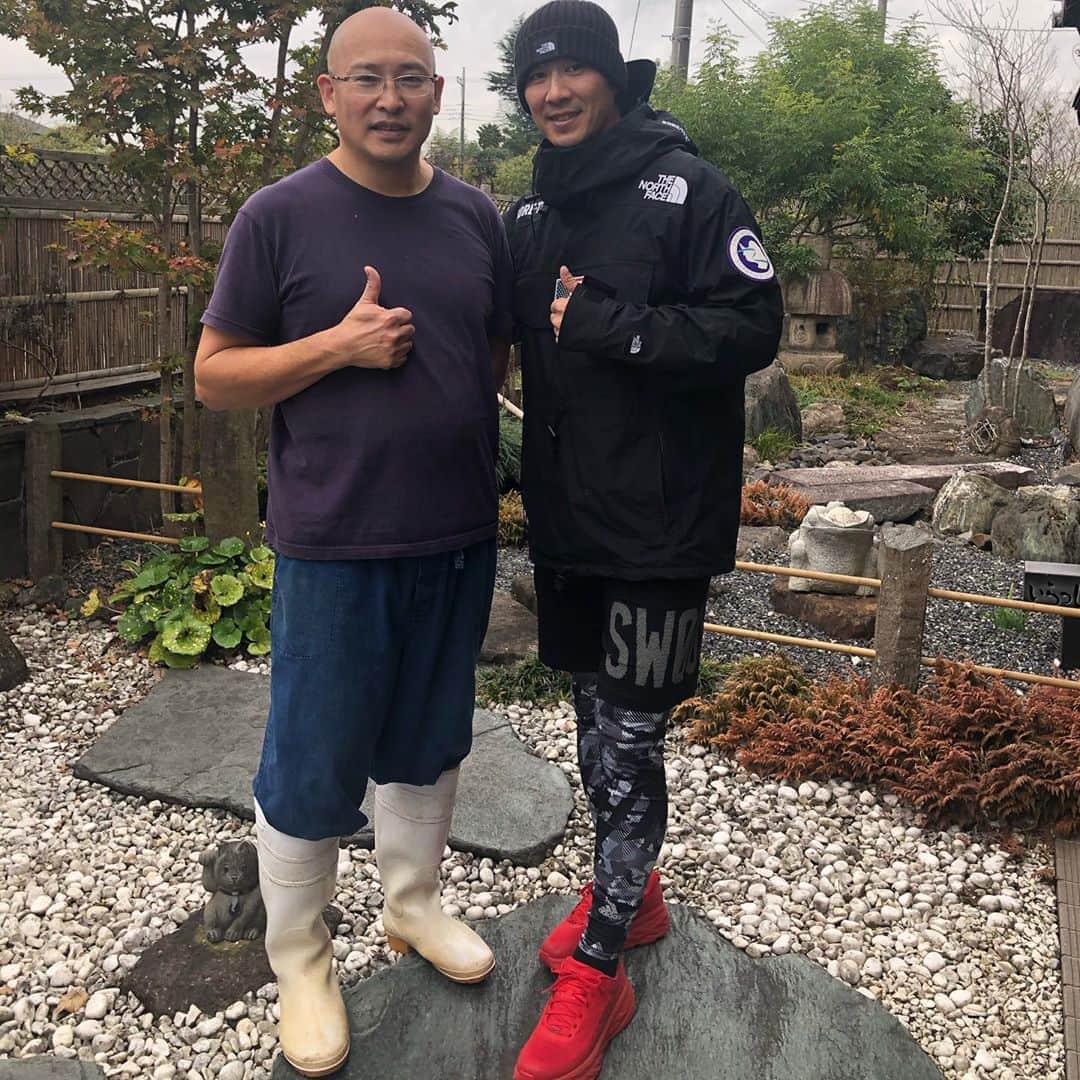 西岡剛のインスタグラム：「瀬下さんとこのウナギも食べて充電完璧🔌 今まで出会ったウナギではNO1👍 うなぎ好きな人、是非一度食べてほしい🤔  #瀬下 #うなぎ専門店せしも  #西岡剛」