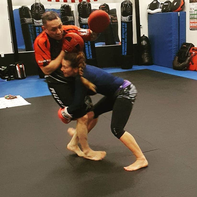 ミーシャ・テイトさんのインスタグラム写真 - (ミーシャ・テイトInstagram)「The face you make when you are not expecting the takedown 😜  Hit the gym late today for some grappling and padwork.  Perfect close to my Thursday 😘😴  Thank you Pete and Stelly!  #training #grappling #takedown #mma #wmma #fitness #fitnessgoals #iLiftpeople #bjj #wrestling #boxing #kickboxing #mitts #gettingstronger #gettinginshape」11月6日 14時49分 - mieshatate