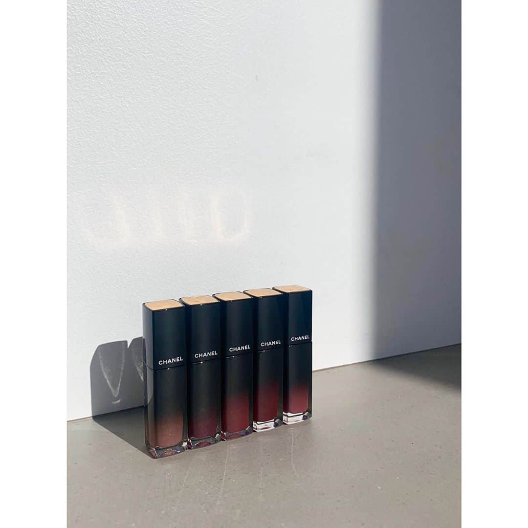 佐川理佳のインスタグラム：「ROUGE ALLURE LAQUE❤︎」