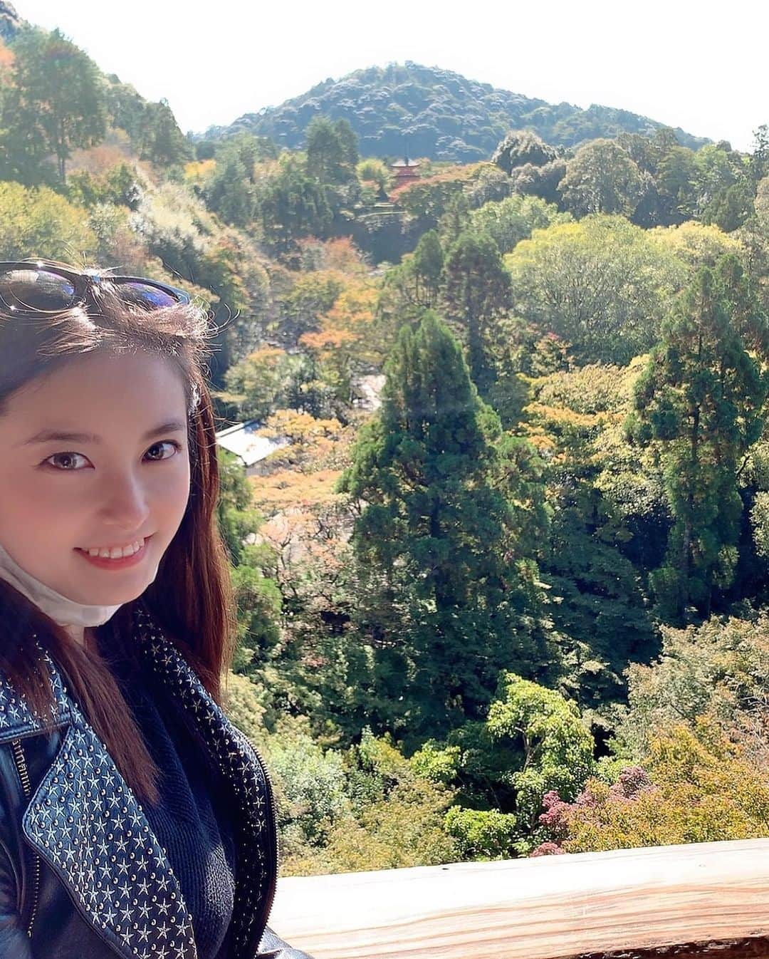 時田愛梨さんのインスタグラム写真 - (時田愛梨Instagram)「清水寺⛩ #kiyomizutemple #kyoto #japan #beatiful #greatview  #京都　#清水寺　#晴天　#景色も最高　#歴史を感じる」11月6日 15時27分 - eri_tokita