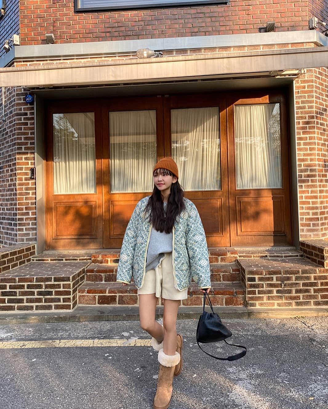 Official STYLENANDAさんのインスタグラム写真 - (Official STYLENANDAInstagram)「New arrivals🖤 #stylenanda」11月6日 15時48分 - houseof3ce