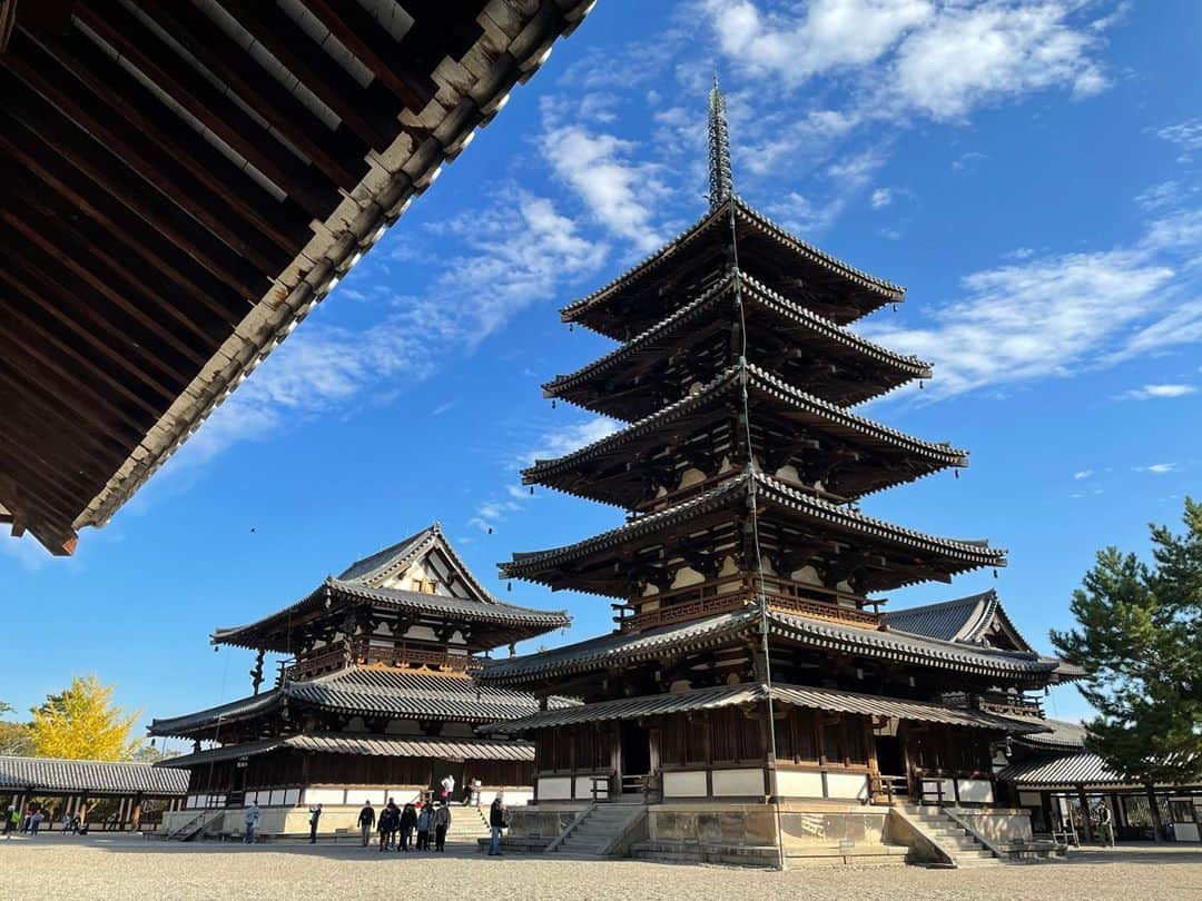 金子貴俊のインスタグラム：「法隆寺 仏像も凄かった。」