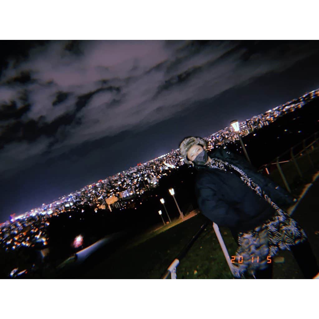 林唯衣さんのインスタグラム写真 - (林唯衣Instagram)「🌃🌃🌃　#夜景　#札幌」11月6日 17時12分 - yui__hayashi