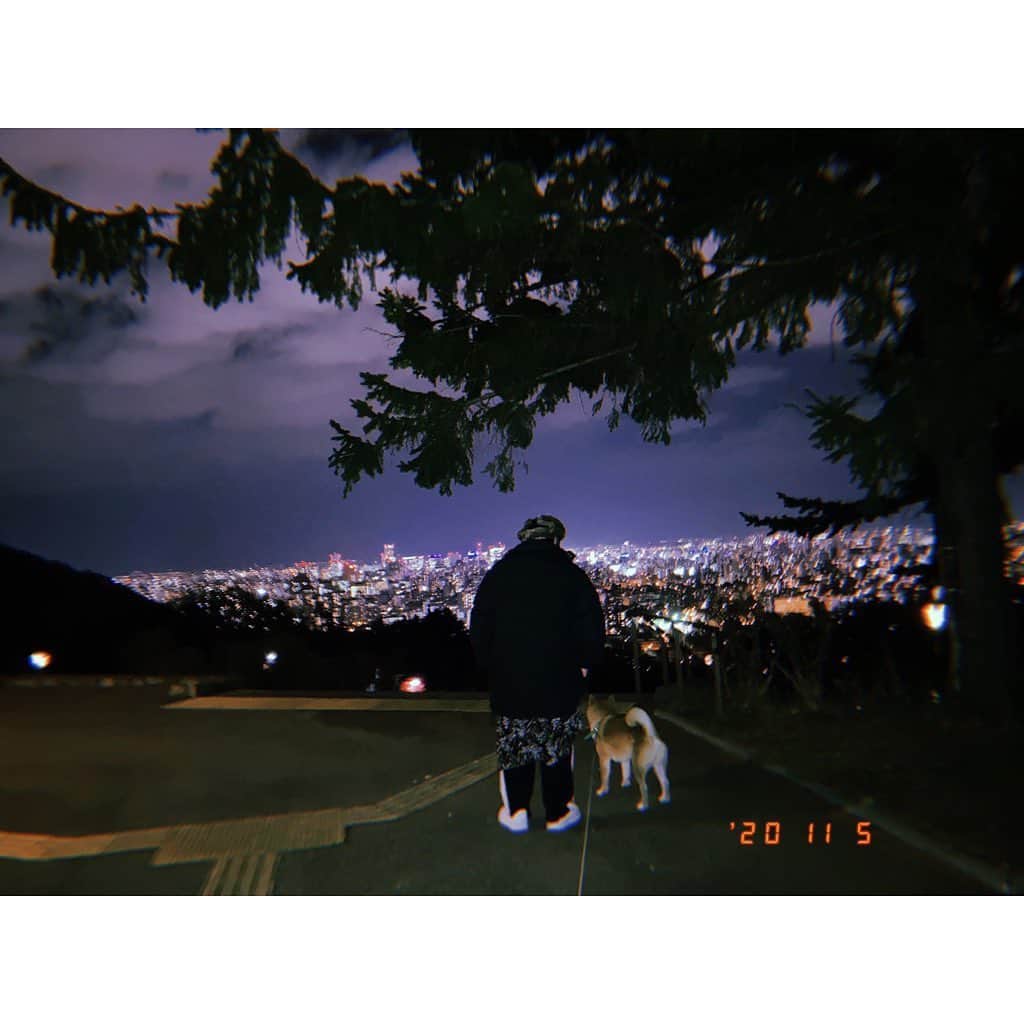 林唯衣さんのインスタグラム写真 - (林唯衣Instagram)「🌃🌃🌃　#夜景　#札幌」11月6日 17時12分 - yui__hayashi