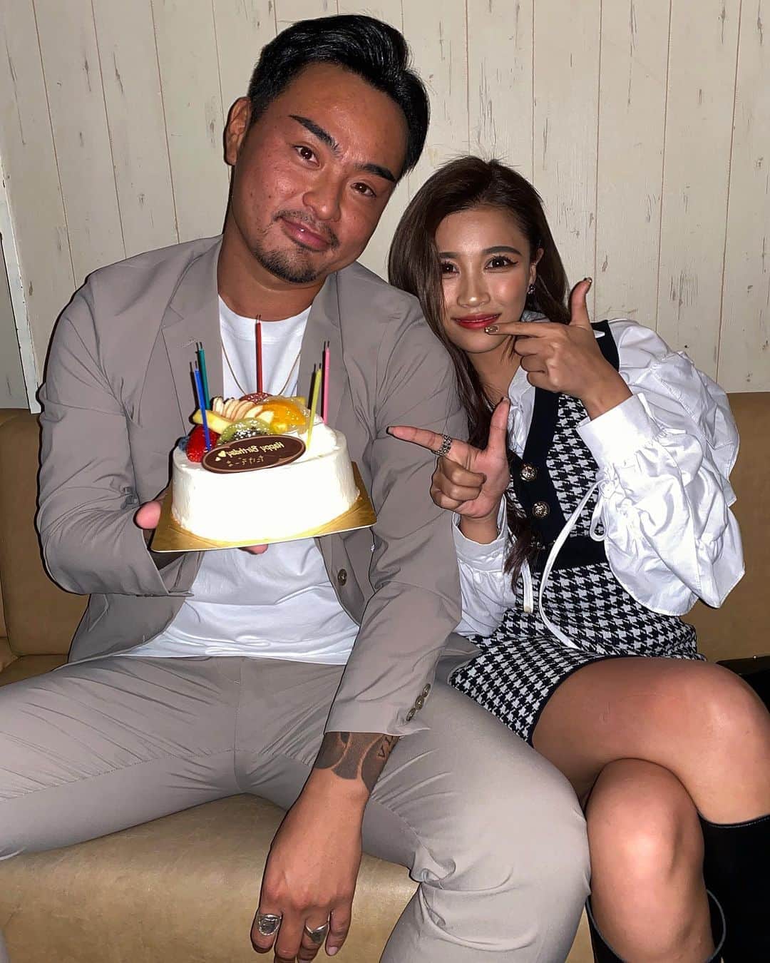 ILYさんのインスタグラム写真 - (ILYInstagram)「Happy birthday to my darling🎉 . Have a nice year with me🤍」11月6日 17時19分 - ily___96