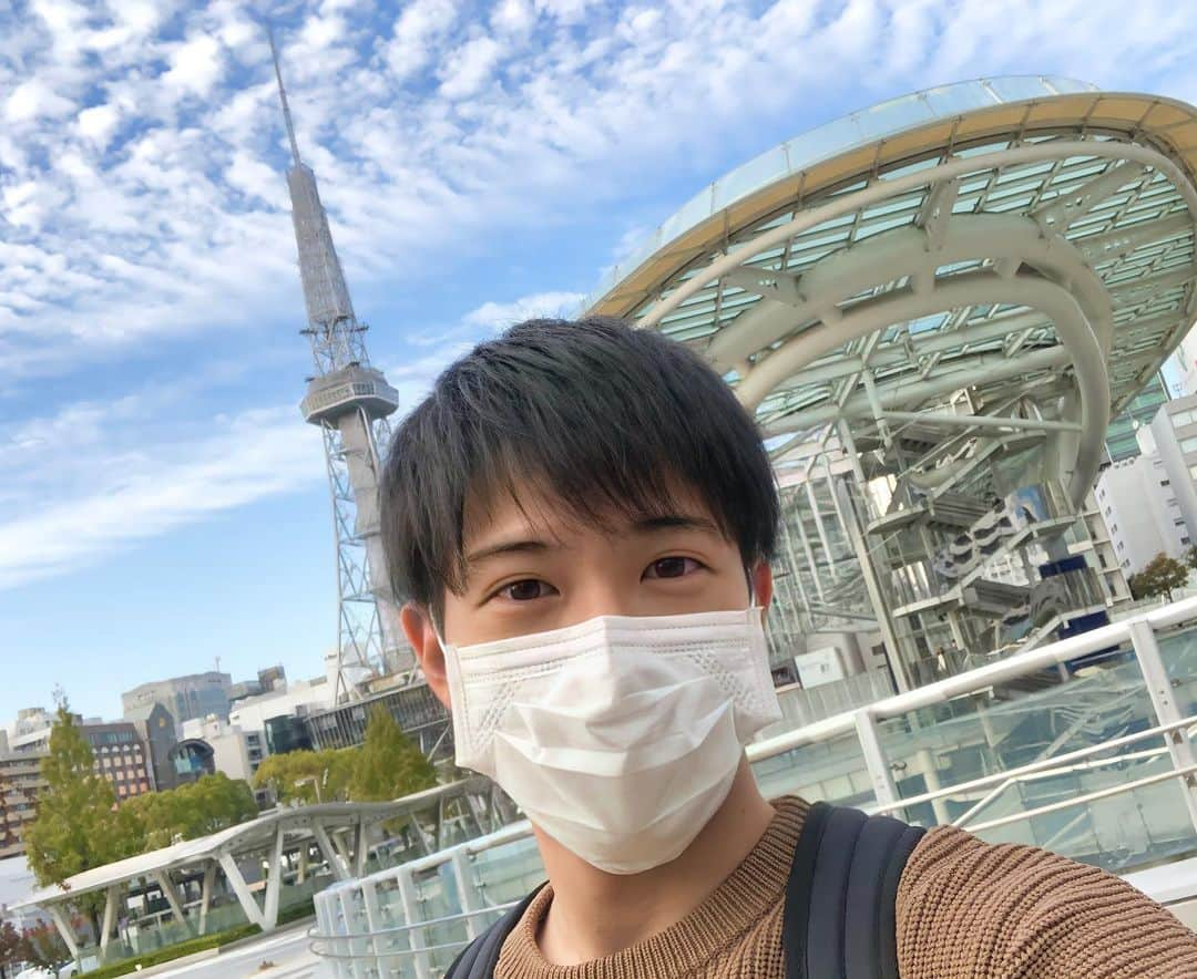 田村浩平のインスタグラム：「こんにちは！  #億WALK も後半戦に突入！  今日は栄をウォーキングしてきました！  さてさて、億WALKのランキングで田村は何位でしょうか？😄  #カラダWEEK #中京テレビ #アナウンサー #田村浩平」