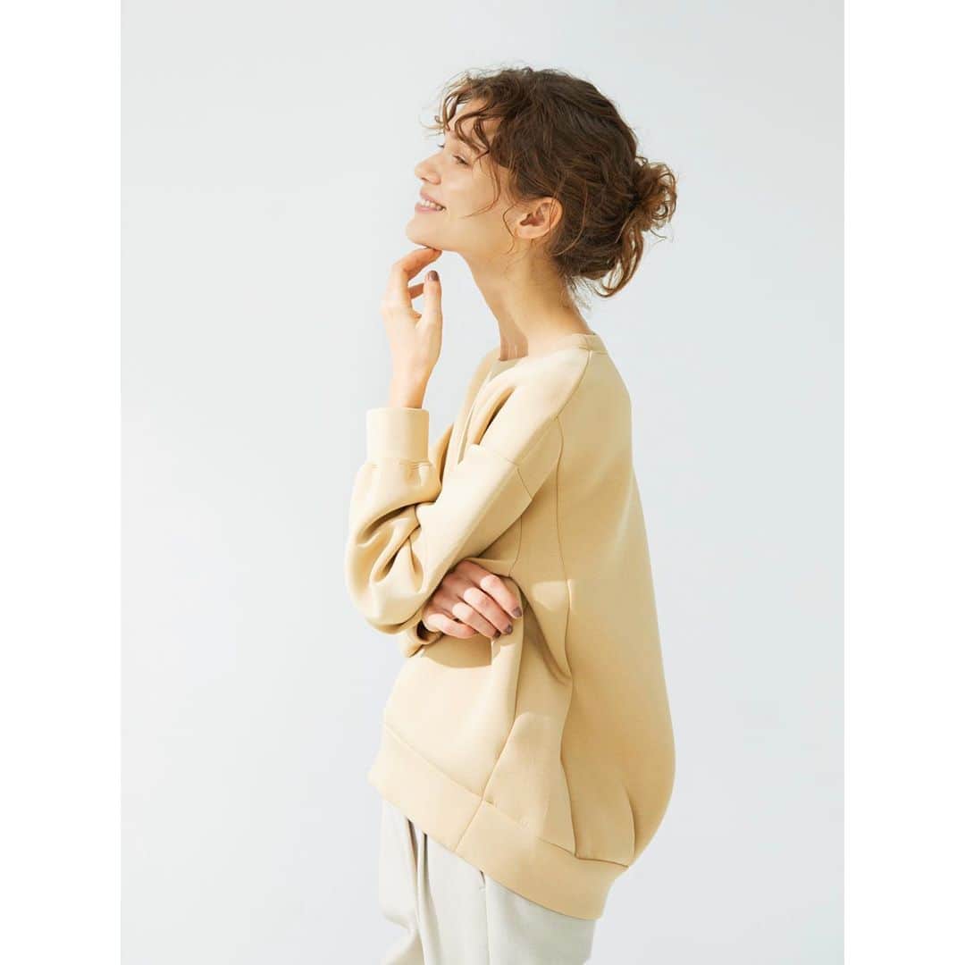 INDIVIのインスタグラム：「.﻿ 2020 WINTER LOOKBOOK﻿ ﻿ ﻿ ﻿ ﻿ #INDIVI﻿ #インディヴィ」