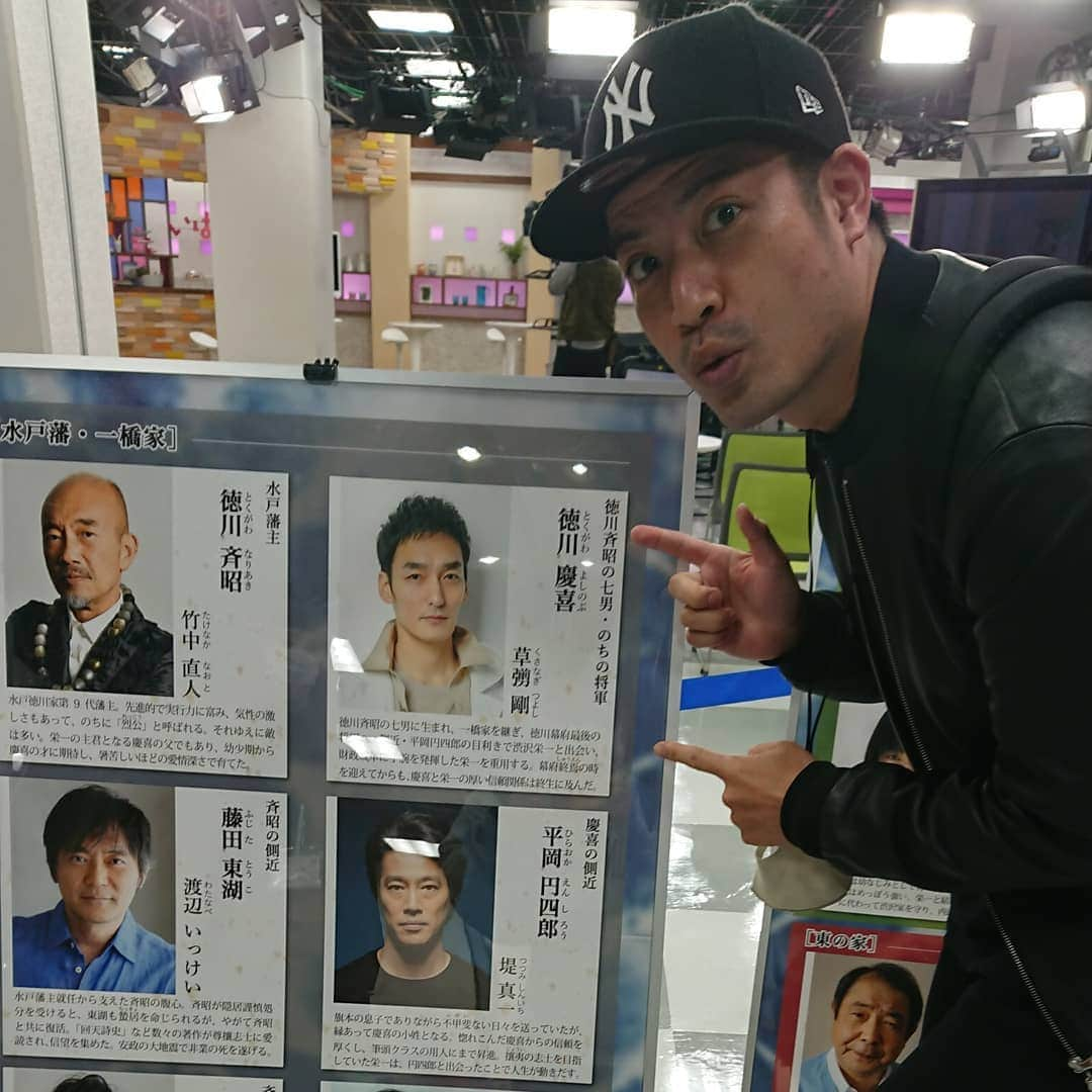 すずけんさんのインスタグラム写真 - (すずけんInstagram)「NHK水戸に来たら稲垣さんと草なぎさんがいたーヽ(*´▽)ノ♪  このあと生出演📺するので良かったらお願いいたします☺️ NHK 水戸放送局 「いば6」 11月6日(金) 18:10〜19:00  #NHK水戸 #すいたんすいこう #新しい地図 #ものまねSMAP」11月6日 17時35分 - suzuken119official