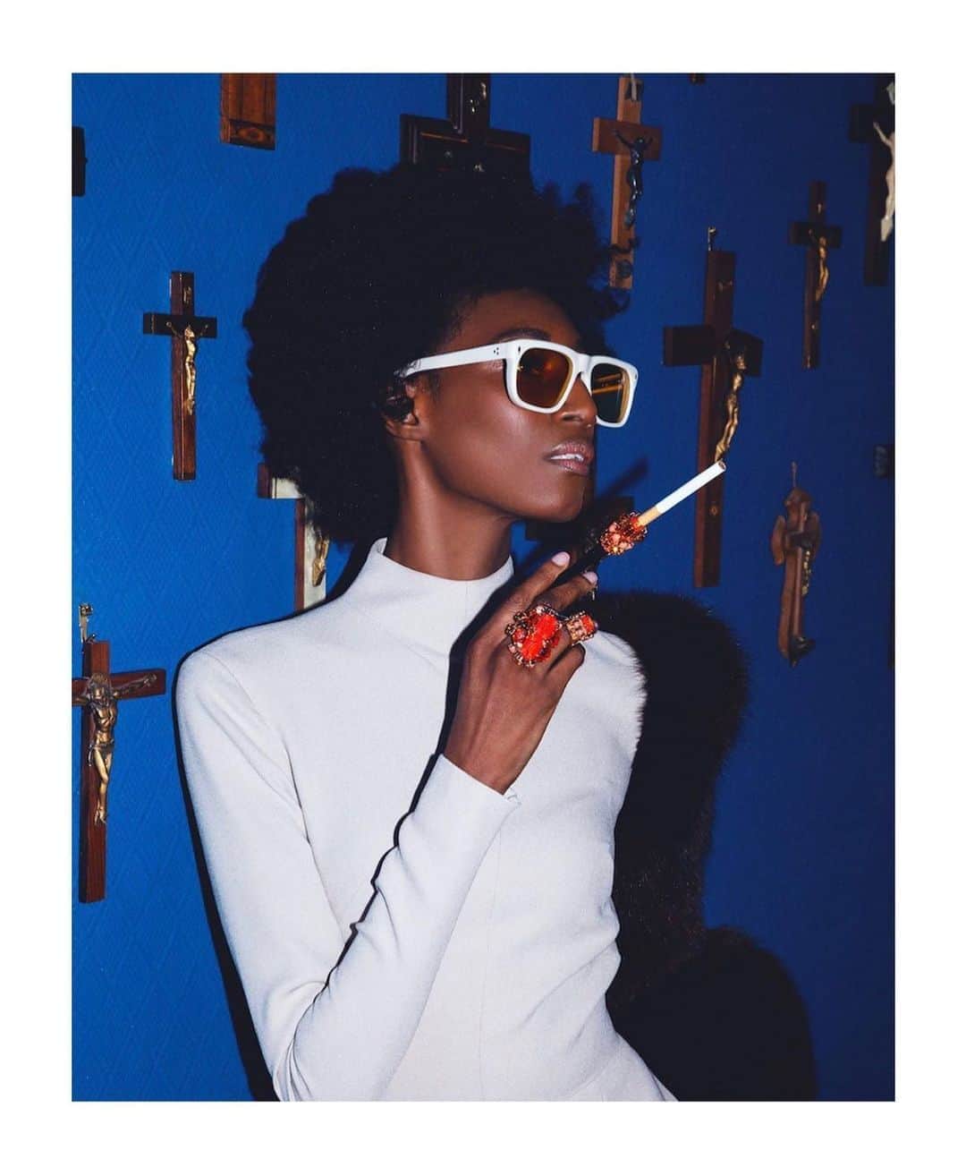 ギラロッシュのインスタグラム：「Irya Cissé wearing the FW TRANSFORM 20.21 HOMEMADE Collection by #richardrene in @fashionspiderofficial - shot by @virginieduboisphotographer - styled by @fredericwhite - model @iryacisse #guylarocheparis #guylaroche #parisfashionweek #pfw #fhc #fhcm #style #paris #fashion @icinsightcommunications」