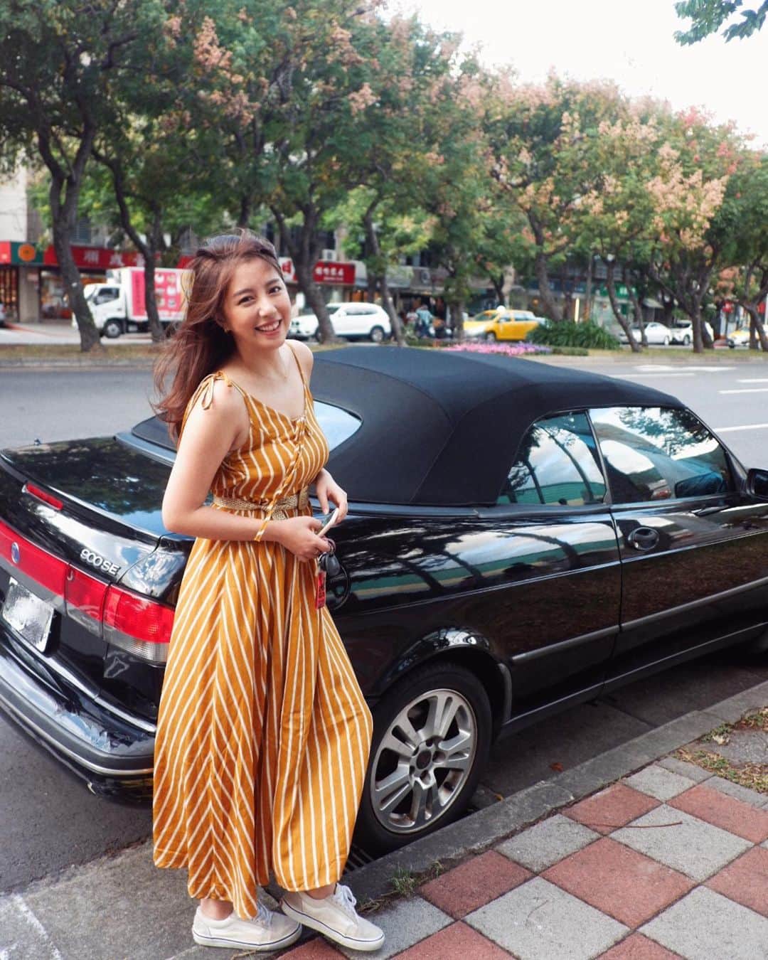 辜莞允（Nono Ku）のインスタグラム：「愛駒與我💛昨天才自己打蠟亮晶晶！」