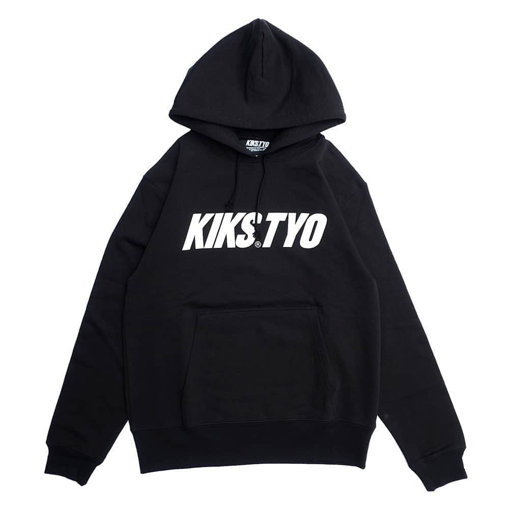 KIKSTYOさんのインスタグラム写真 - (KIKSTYOInstagram)「. NEW ARRIVAL!!! ベーシックなプルオーバータイプのロゴパーカー。 10ozの裏毛仕様、シンプルなデザインで着回しの効くオールシーズン使えるアイテム。全5色展開。 #kikstyo #tyo #tokyo #logo #logohoodie #kicks」11月6日 18時06分 - kikstyo