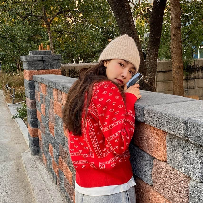 Official STYLENANDAさんのインスタグラム写真 - (Official STYLENANDAInstagram)「난다메이드🍂❤️ #stylenanda」11月6日 18時33分 - houseof3ce